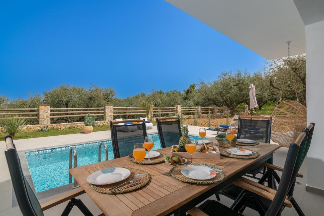 Queen Of Zakynthos Luxury Villas 阿莫迪 外观 照片
